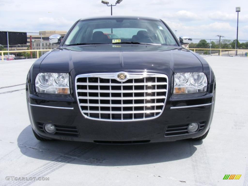 2010 300 Touring - Brilliant Black Crystal Pearl / Dark Slate Gray photo #2