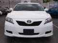 Super White - Camry SE Photo No. 8