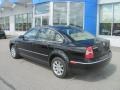 Black - Passat GLS Sedan Photo No. 4