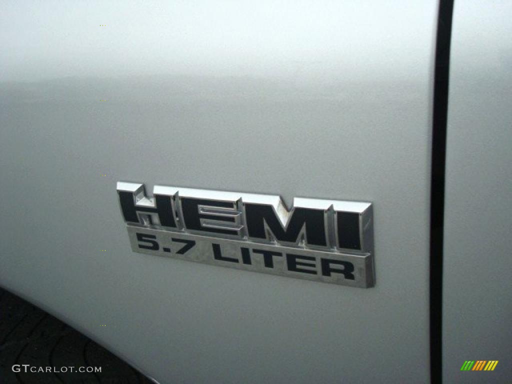 2007 Ram 1500 Thunder Road Quad Cab - Bright Silver Metallic / Medium Slate Gray photo #30