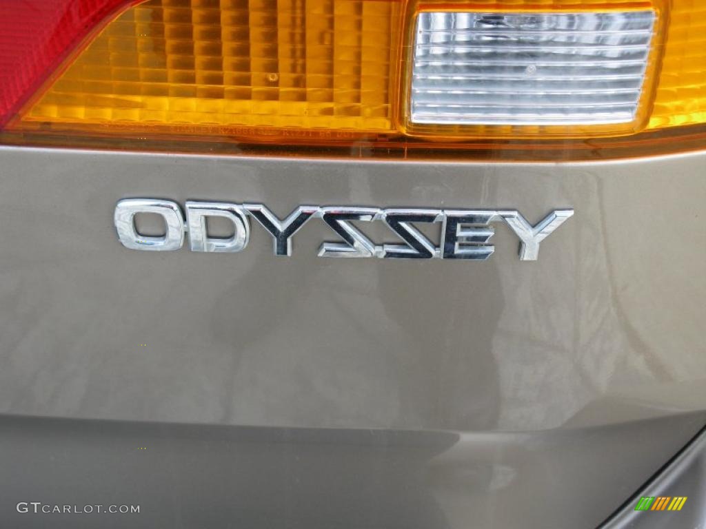 2004 Odyssey LX - Sandstone Metallic / Ivory photo #12