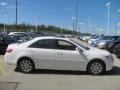 Super White - Camry XLE V6 Photo No. 6