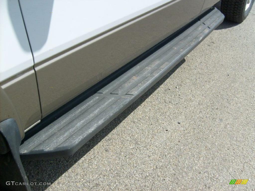 2004 F150 Lariat SuperCab 4x4 - Oxford White / Tan photo #9