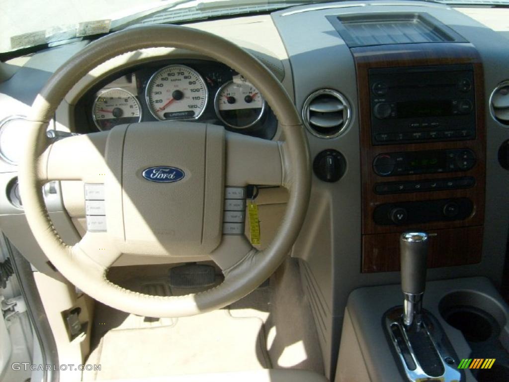 2004 F150 Lariat SuperCab 4x4 - Oxford White / Tan photo #16