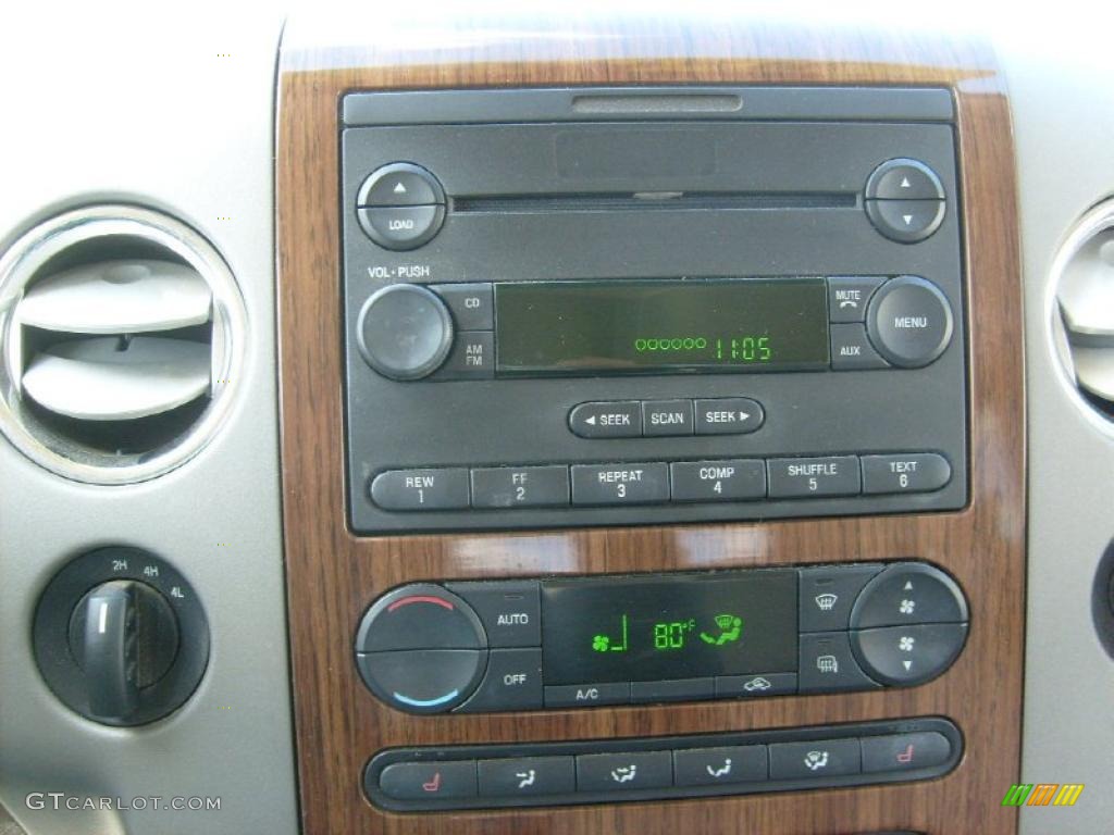 2004 F150 Lariat SuperCab 4x4 - Oxford White / Tan photo #24