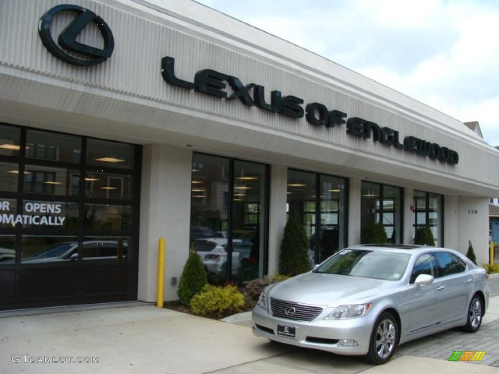 Mercury Metallic Lexus LS