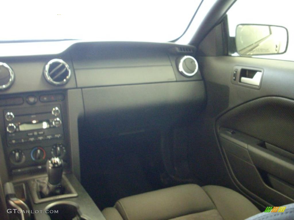 2008 Mustang GT Deluxe Coupe - Alloy Metallic / Dark Charcoal photo #9
