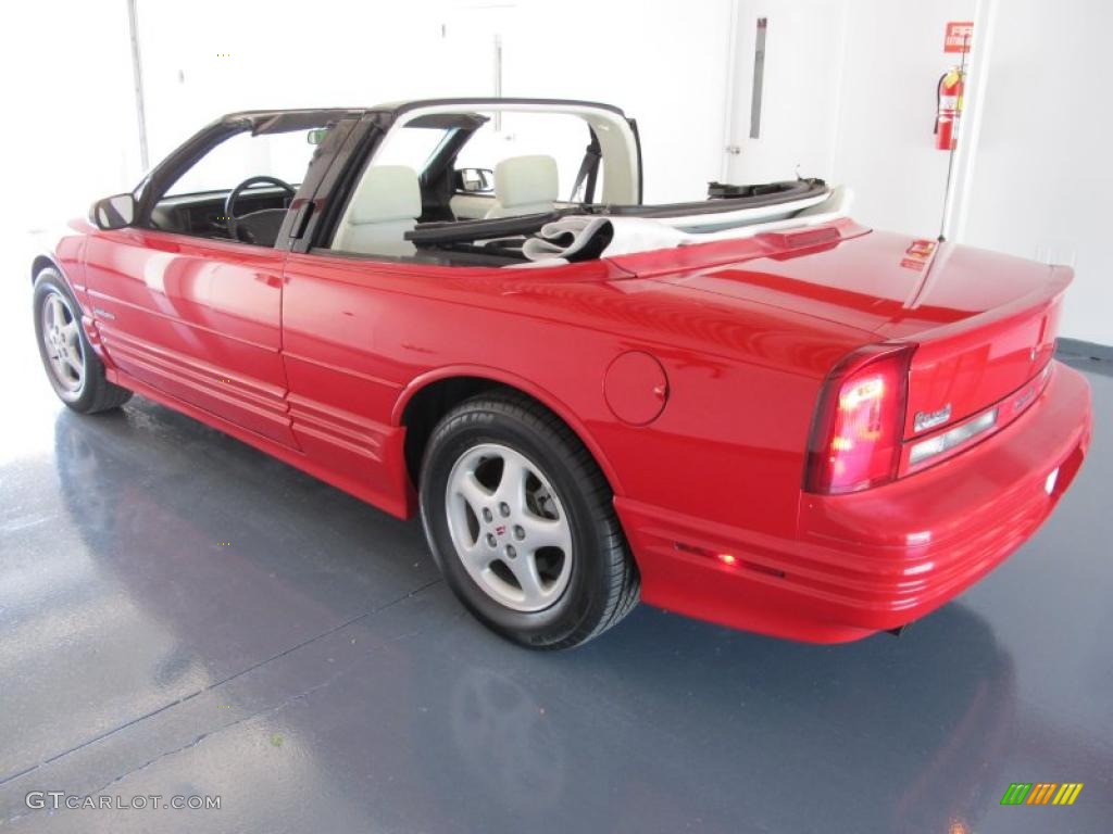 1994 Cutlass Supreme Convertible - Bright Red / White photo #4