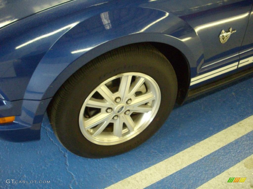 2009 Mustang V6 Convertible - Vista Blue Metallic / Light Graphite photo #13