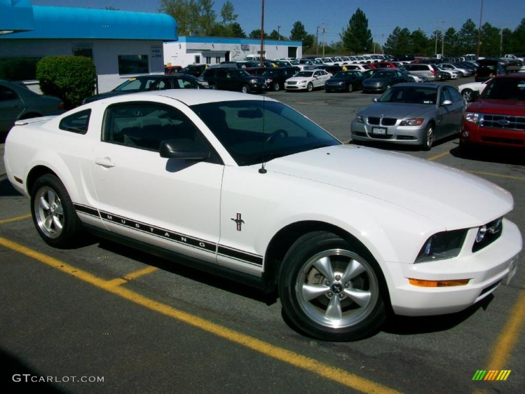 2007 Mustang V6 Premium Coupe - Performance White / Medium Parchment photo #6