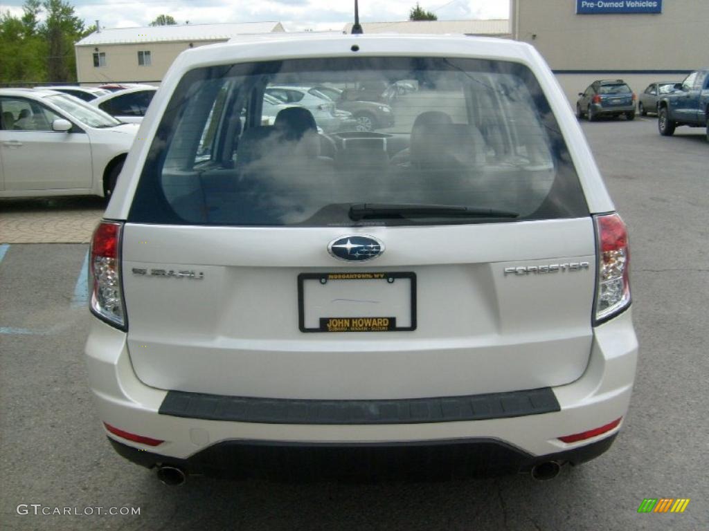 2009 Forester 2.5 X - Satin White Pearl / Platinum photo #10