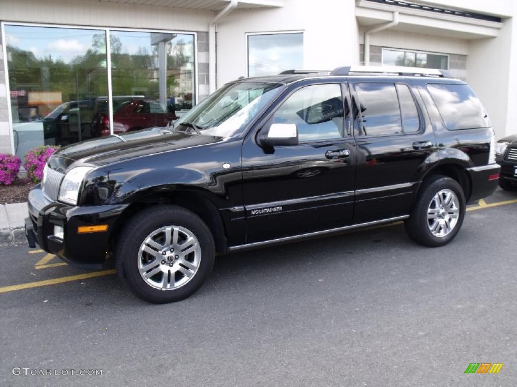 2007 Mountaineer Premier AWD - Black / Charcoal Black photo #2
