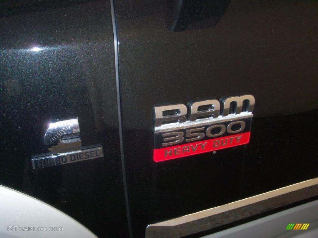 2010 Ram 3500 Laramie Crew Cab 4x4 Dually - Brilliant Black Crystal Pearl / Dark Slate photo #30