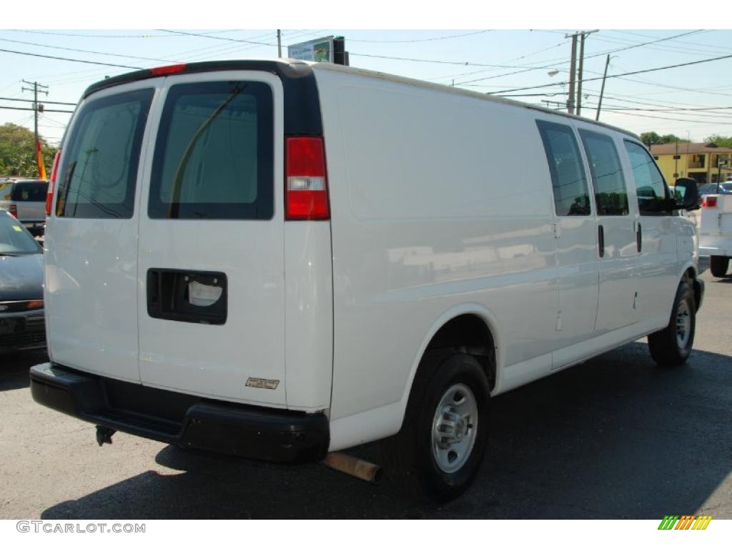 2003 Express 3500 Extended Cargo Van - Summit White / Medium Dark Pewter photo #14