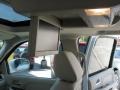 White Diamond - Escalade ESV AWD Photo No. 36