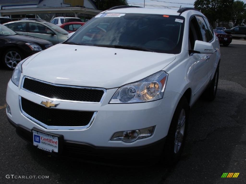 Summit White Chevrolet Traverse