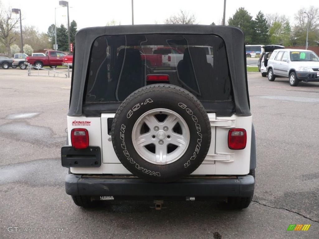 2004 Wrangler Sport 4x4 - Stone White / Dark Slate Gray photo #5