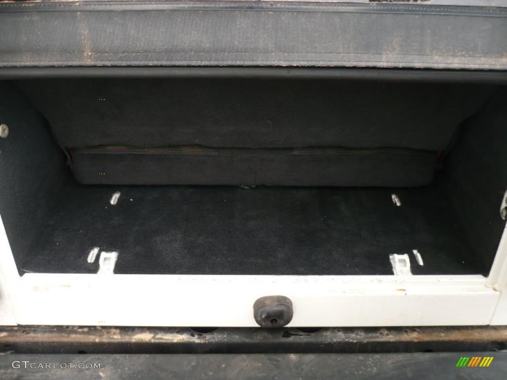 2004 Wrangler Sport 4x4 - Stone White / Dark Slate Gray photo #9