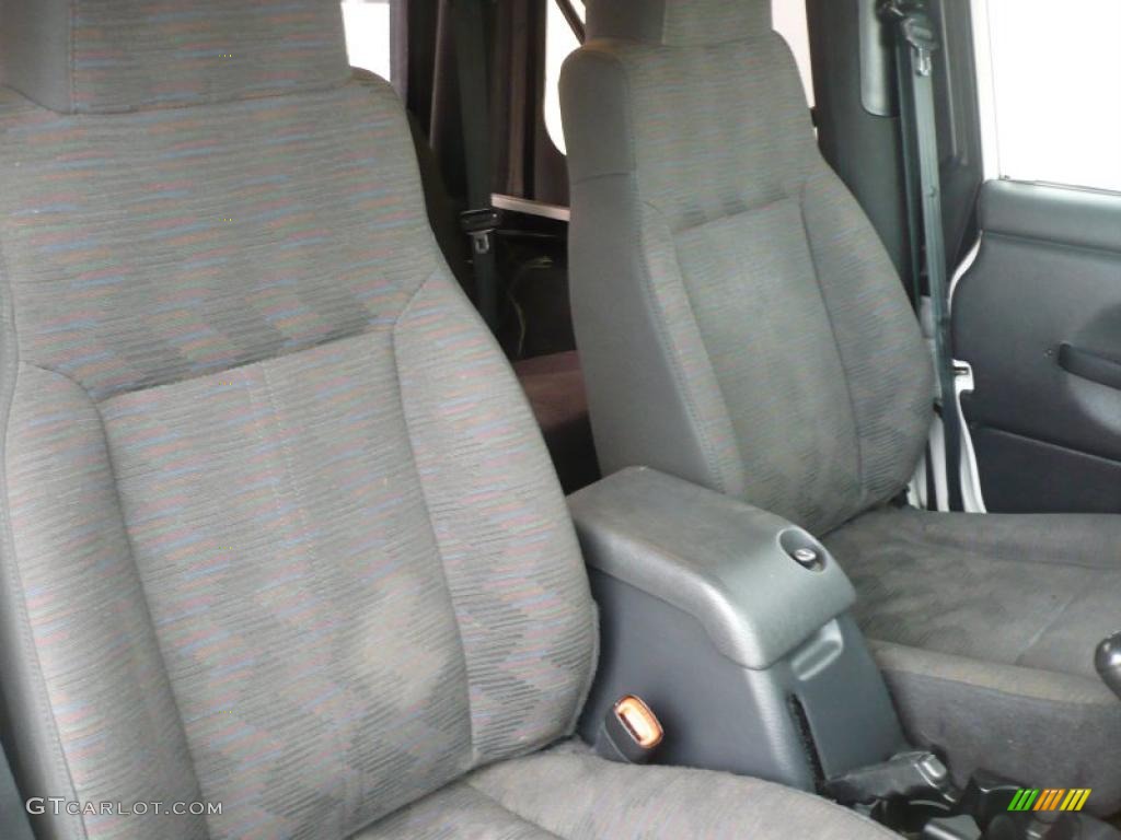 2004 Wrangler Sport 4x4 - Stone White / Dark Slate Gray photo #11