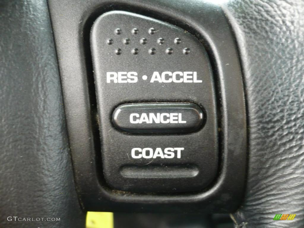 2004 Wrangler Sport 4x4 - Stone White / Dark Slate Gray photo #17