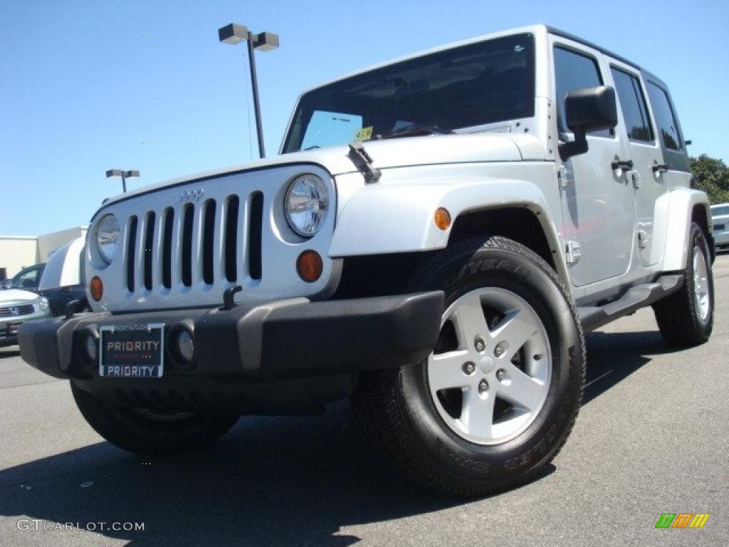 2007 Wrangler Unlimited Sahara - Bright Silver Metallic / Dark Slate Gray/Medium Slate Gray photo #1