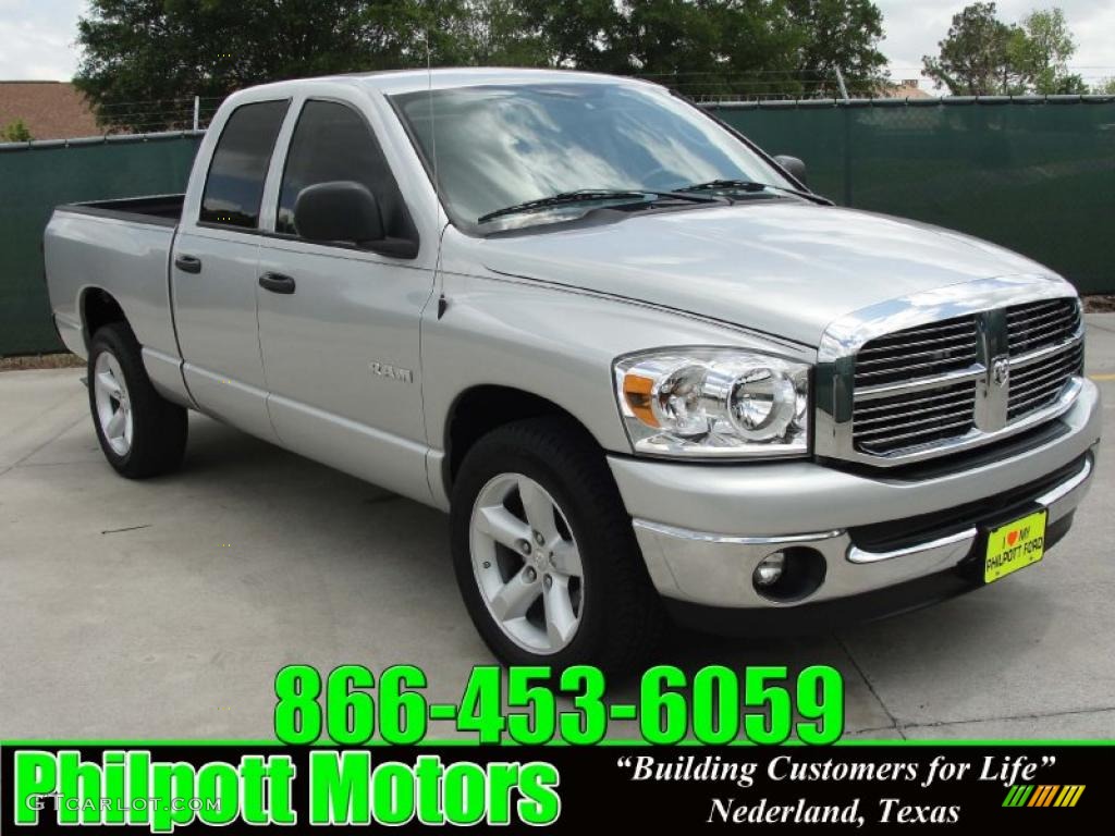 Bright Silver Metallic Dodge Ram 1500