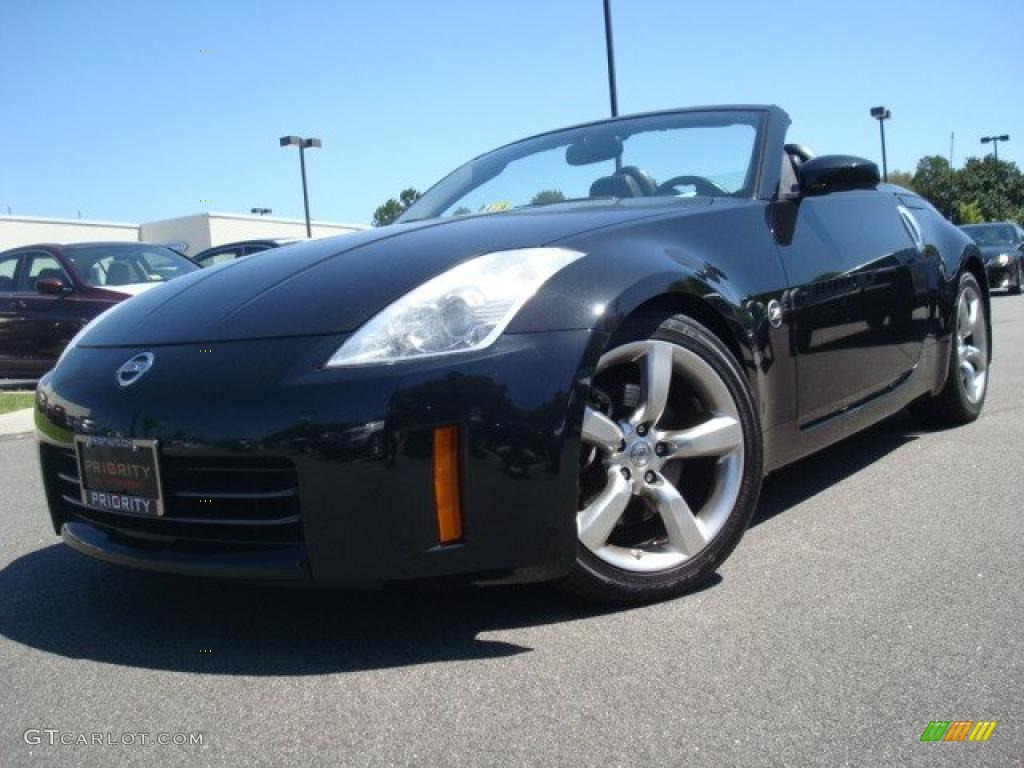 2006 350Z Touring Roadster - Magnetic Black Pearl / Carbon Black photo #1
