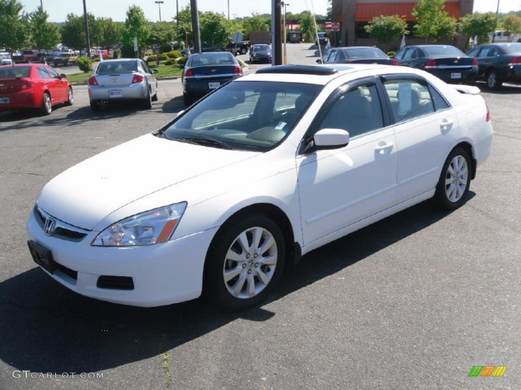 2007 Accord EX-L V6 Sedan - Taffeta White / Ivory photo #1