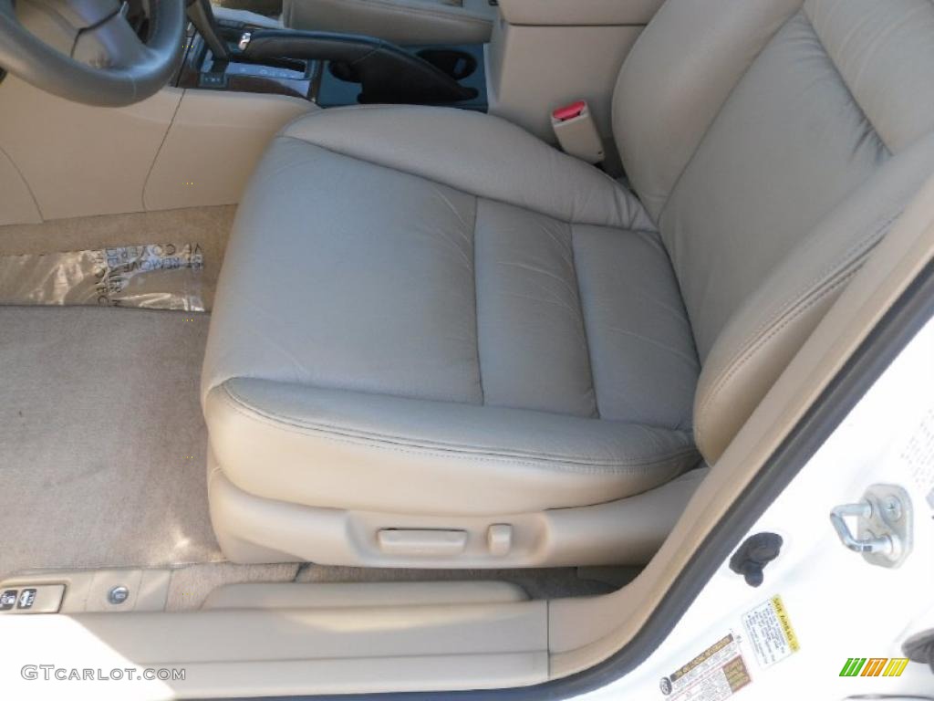 2007 Accord EX-L V6 Sedan - Taffeta White / Ivory photo #8