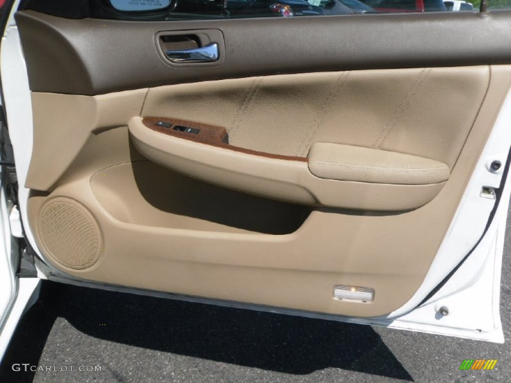 2007 Accord EX-L V6 Sedan - Taffeta White / Ivory photo #19