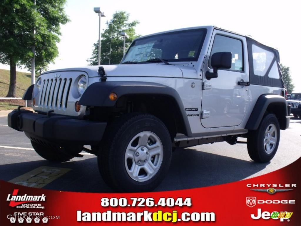 2010 Wrangler Sport 4x4 - Bright Silver Metallic / Dark Slate Gray/Medium Slate Gray photo #1