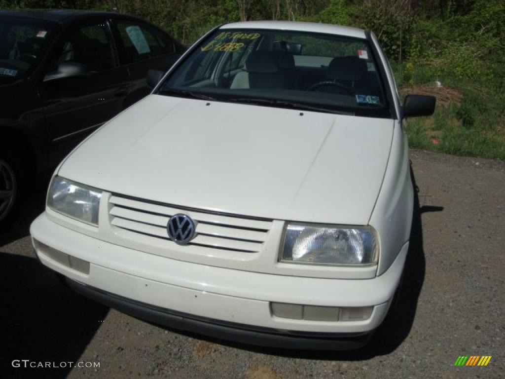 1998 Jetta GL Sedan - Cool White / Grey photo #7