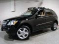 Black - ML 350 4Matic Photo No. 1