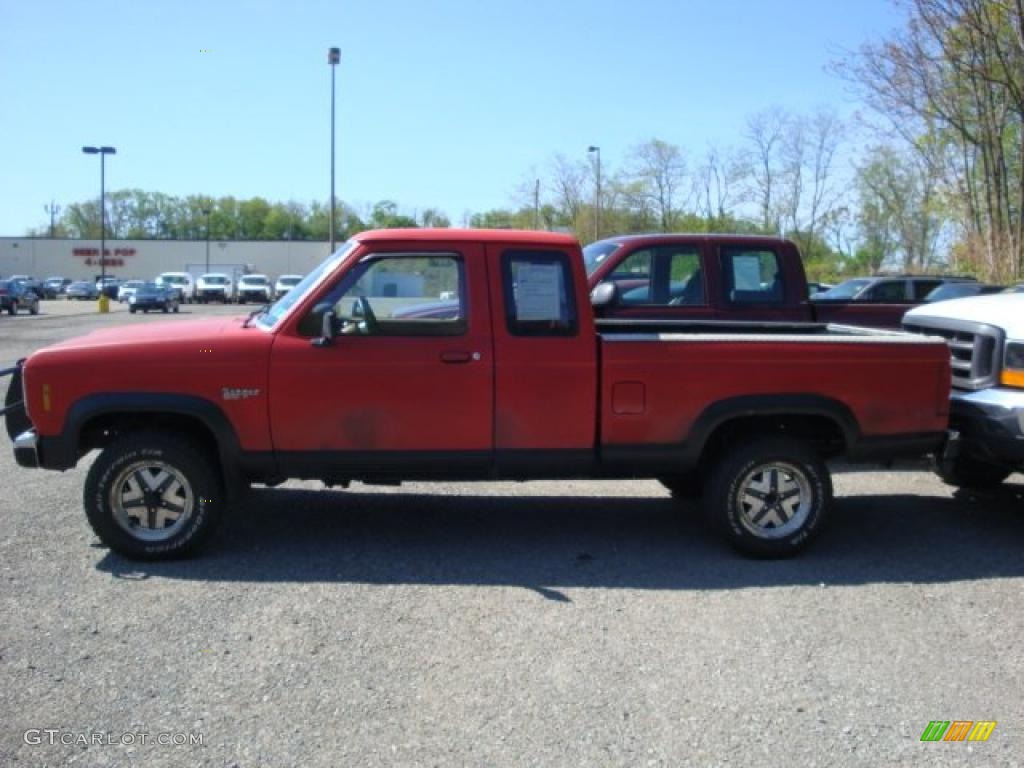 1987 Ranger XLT SuperCab 4x4 - Red / Red photo #4