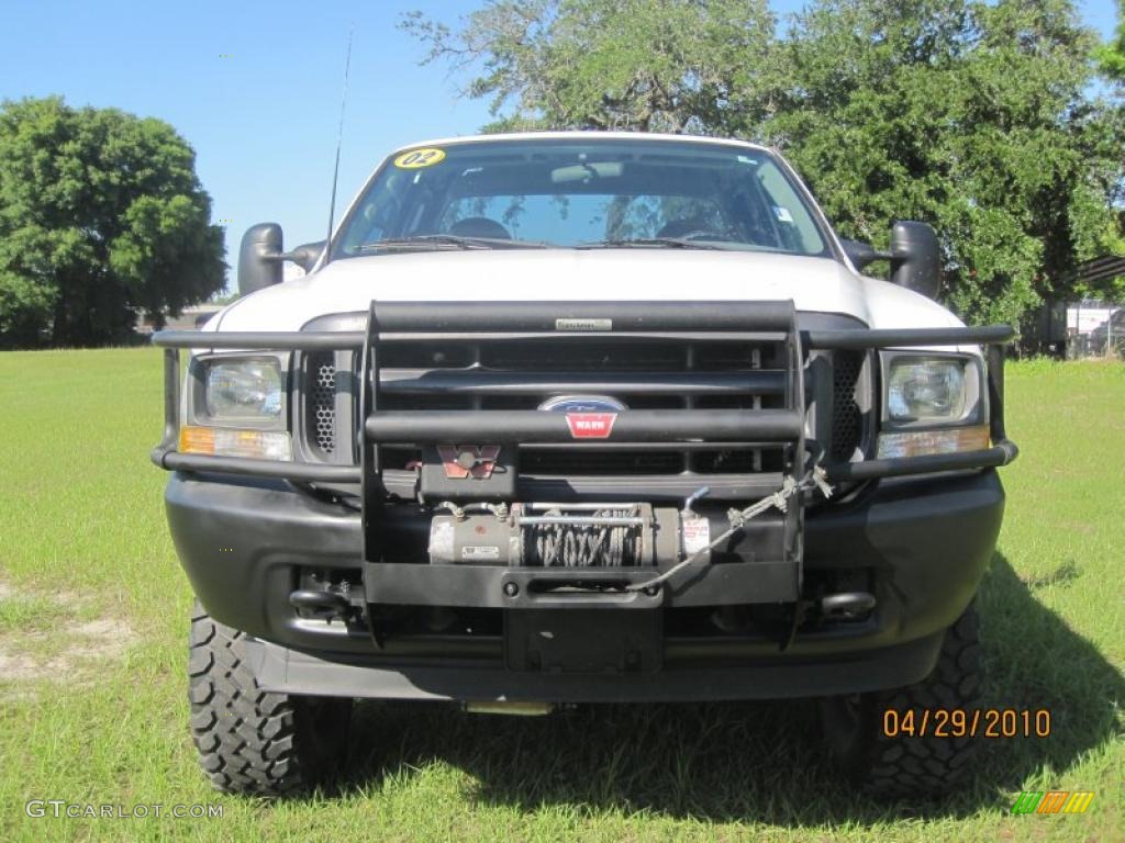 Oxford White Ford F250 Super Duty