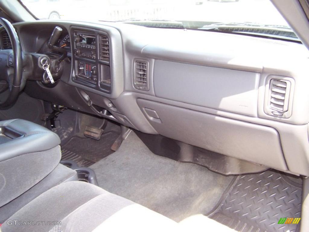 2007 Silverado 1500 Classic LT  Z71 Crew Cab 4x4 - Black / Dark Charcoal photo #18