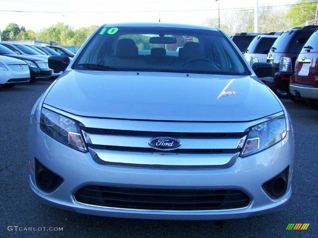 2010 Fusion S - Brilliant Silver Metallic / Medium Light Stone photo #18