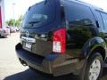 2008 Super Black Nissan Pathfinder SE 4x4  photo #20