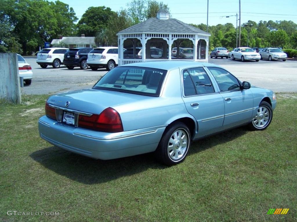 2003 Grand Marquis LS - Light Ice Blue Metallic / Light Flint photo #5