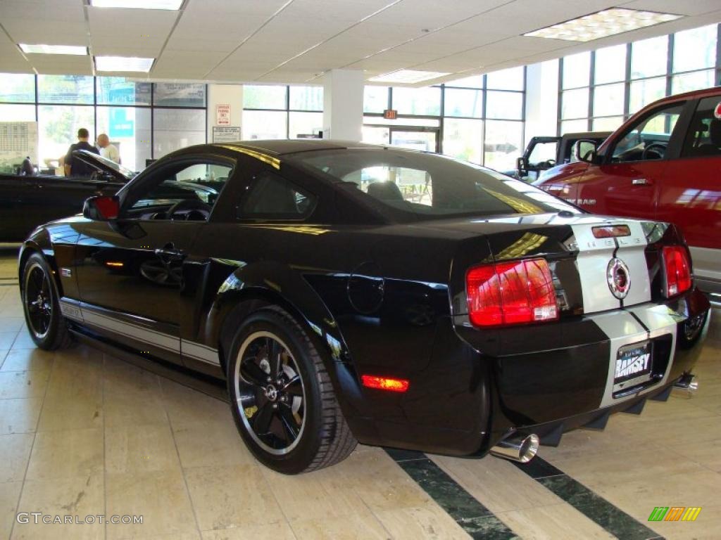 2007 Mustang Shelby GT Coupe - Black / Black Leather photo #5