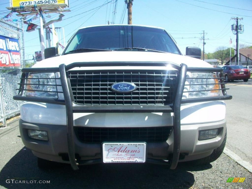2003 Expedition XLT 4x4 - Oxford White / Flint Grey photo #41