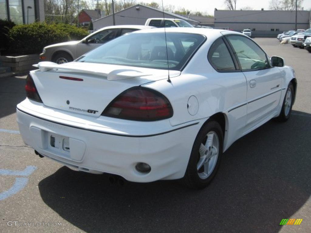 2002 Grand Am GT Coupe - Arctic White / Dark Pewter photo #3