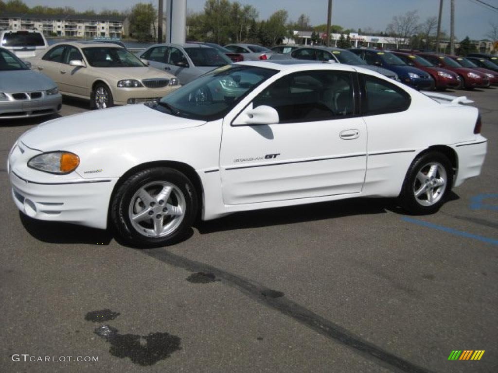 2002 Grand Am GT Coupe - Arctic White / Dark Pewter photo #7