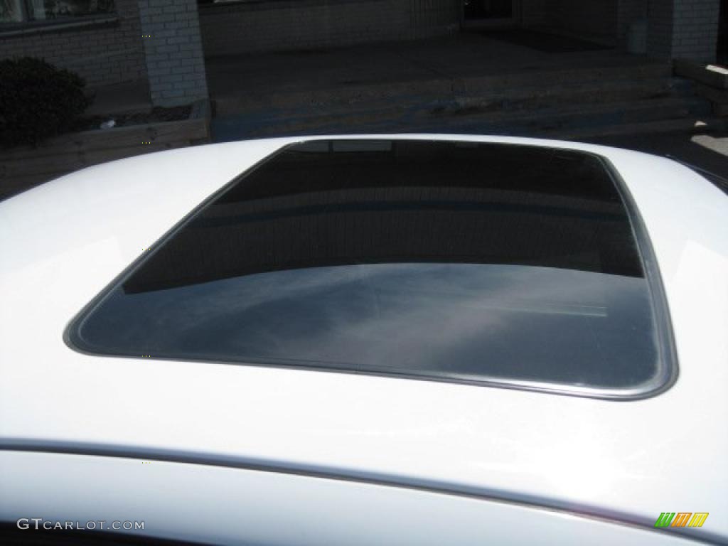 2002 Grand Am GT Coupe - Arctic White / Dark Pewter photo #14
