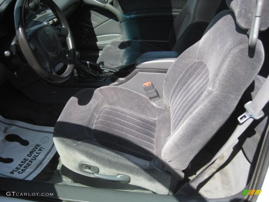 2002 Grand Am GT Coupe - Arctic White / Dark Pewter photo #20