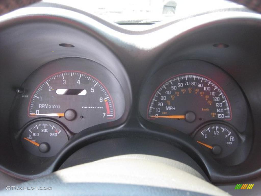 2002 Grand Am GT Coupe - Arctic White / Dark Pewter photo #26