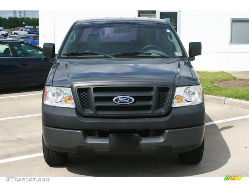 2005 F150 XL Regular Cab - Dark Shadow Grey Metallic / Medium Flint Grey photo #10