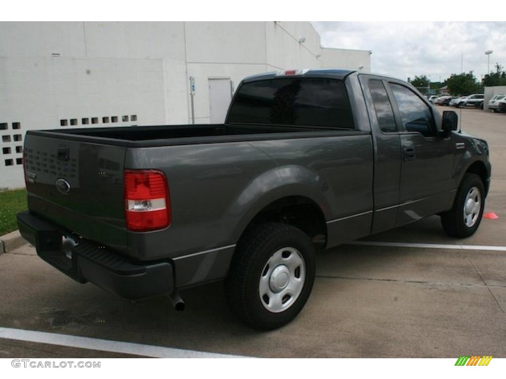 2005 F150 XL Regular Cab - Dark Shadow Grey Metallic / Medium Flint Grey photo #15