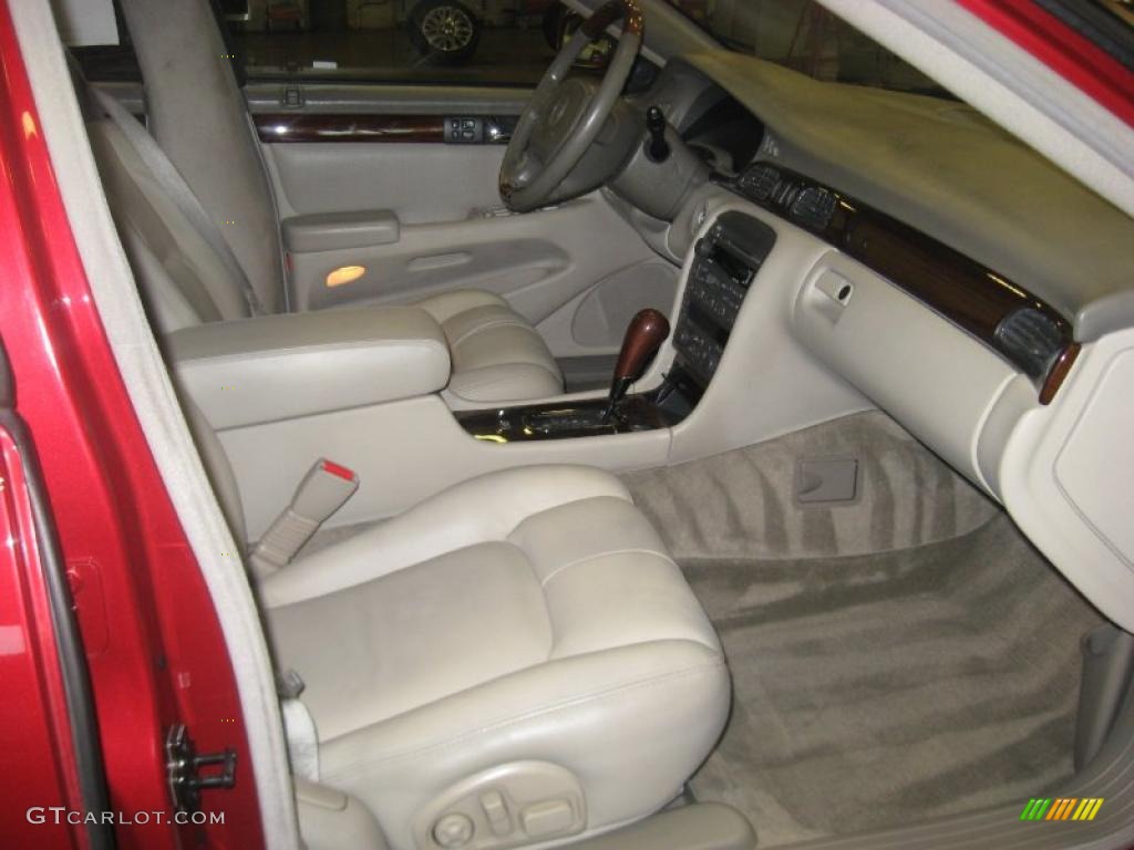 2003 Seville STS - Crimson Red Pearl / Neutral Shale photo #42