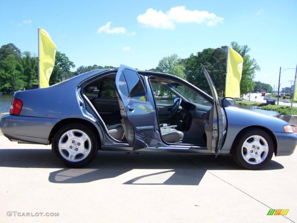 2000 Altima GLE - Blue Dusk Metallic / Blond photo #13